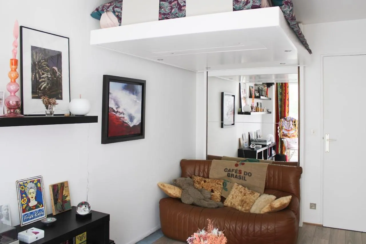 A Cosy Gem 2 Steps From The Sacre-coeur *